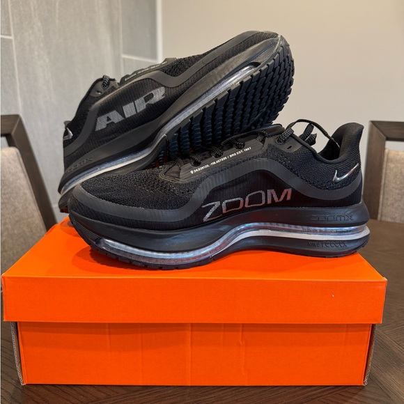 Nike Pegasus Premium - Picture 6 of 8